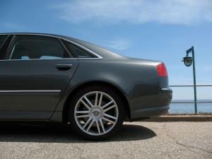 Audi S8 2008 года  (NA)